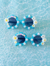 Load image into Gallery viewer, Cami Flower Sunnies - Flower Garden