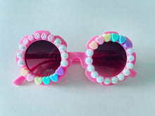 Load image into Gallery viewer, Cami Flower Sunnies- Double Heart