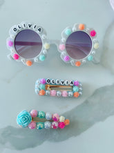 Load image into Gallery viewer, Cami Flower Sunnies and Mila Big Barrettes Gift Set